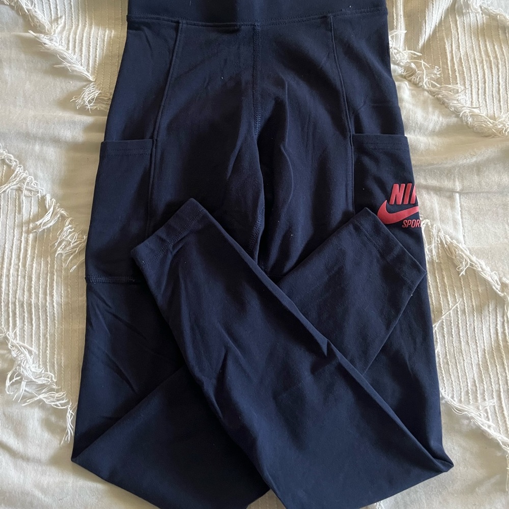 Nike women’s leggings